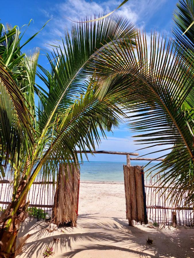 Santa Maria Coral Park Hotell Pongwe Eksteriør bilde