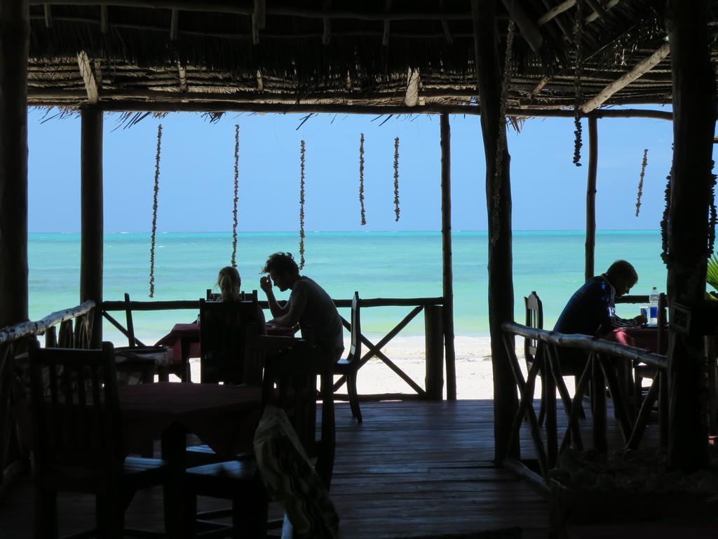 Santa Maria Coral Park Hotell Pongwe Eksteriør bilde